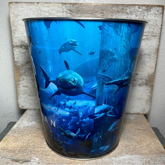 AMC Theaters Metal Popcorn Tins Buckets Aquaman 8x7" - Picture 5 of 12